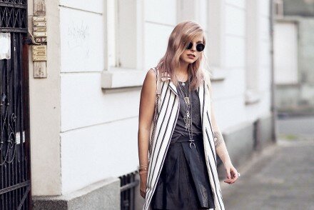 waistcoat_stripes_outfit